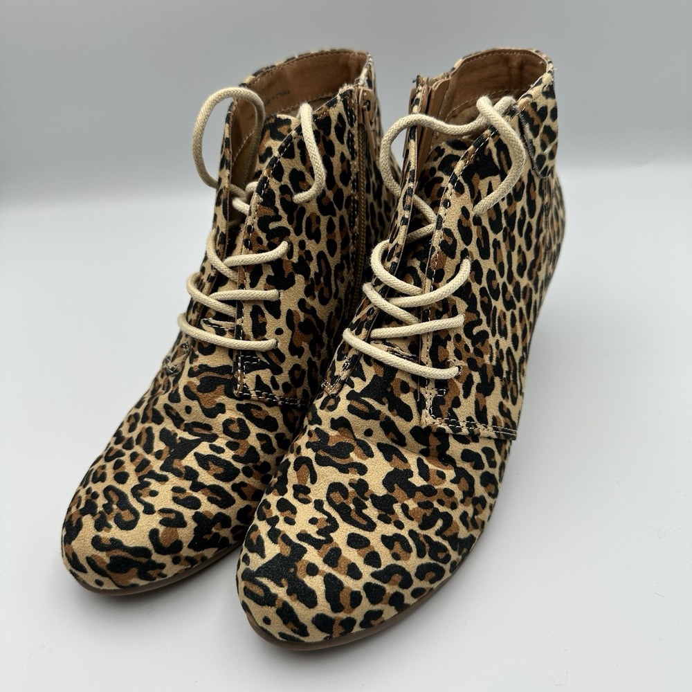 DV8‎ Dolce Vita Brady Wedge Bootie Womens 6.5 Lace Up Zip Ankle Boots